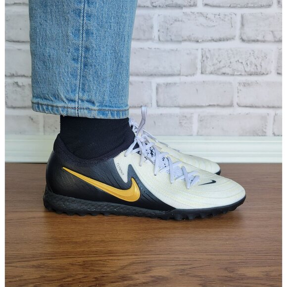 ✨Nike Phantom GX 2 Pro Turf Low Sz 6.5 Men's Soccer Shoes Black White FJ2583-100 - Picture 9 of 11